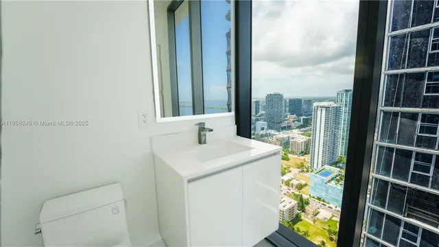 $16,500 | 700 Northeast 24th Street, Unit 3401, Miami, FL 33137