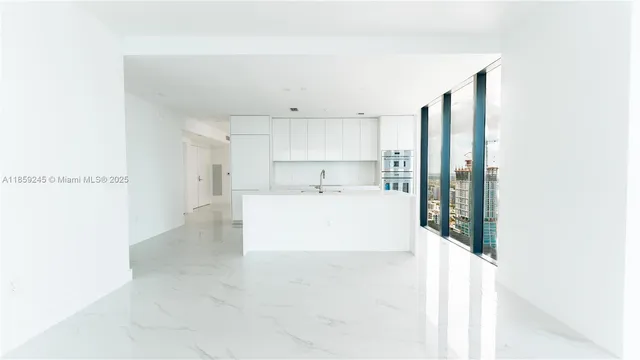 $16,500 | 700 Northeast 24th Street, Unit 3401, Miami, FL 33137