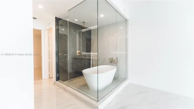 $16,500 | 700 Northeast 24th Street, Unit 3401, Miami, FL 33137