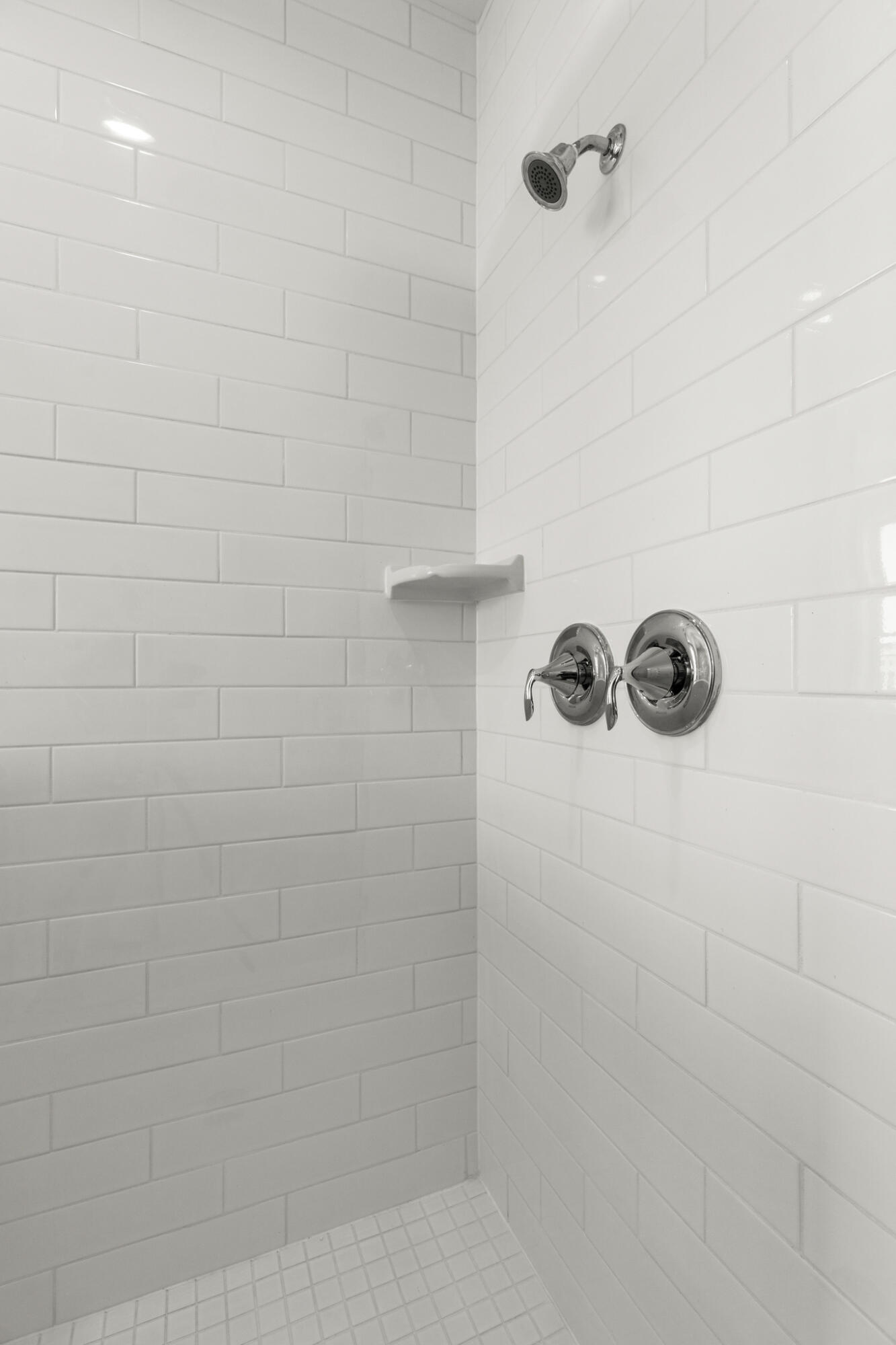 1624 Florentia Street Mount Pleasant, SC 29464 - Photo 21 of 38 Sawyer Master Shower 2-18