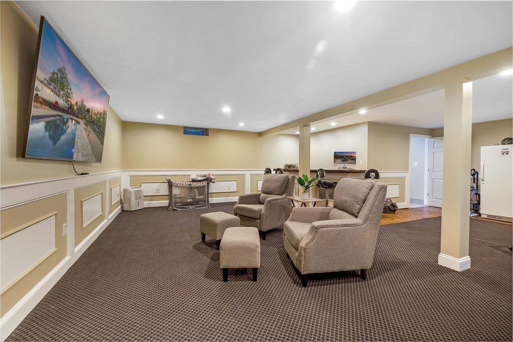 8 New Spencer Road Charlton, MA 01507 - Photo 20 of 42 a living room with furniture