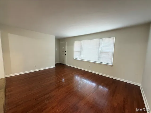 $1,200 | 854 Loekes Drive, Florissant, MO 63031