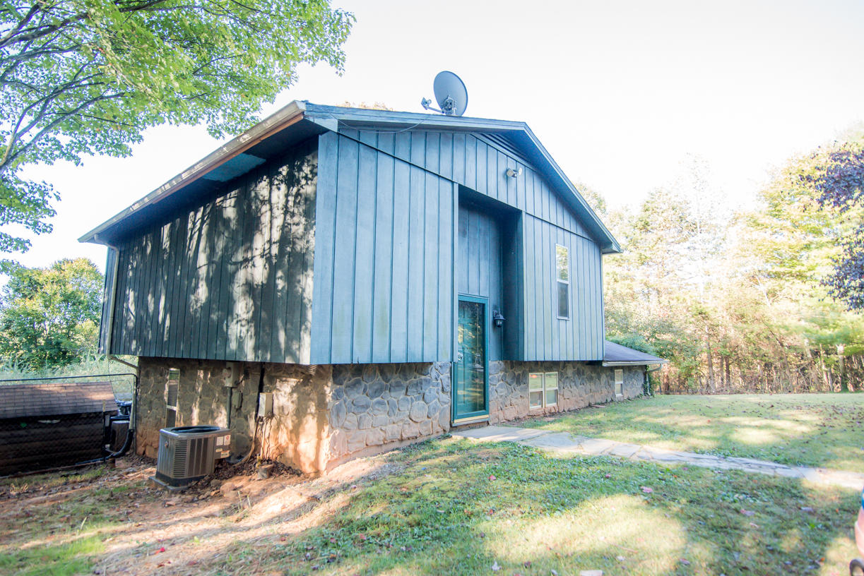 2935 Providence Church Road Henry, VA 24102 - Photo 24 of 34 _DSC2505