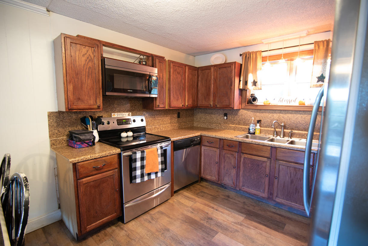 2935 Providence Church Road Henry, VA 24102 - Photo 4 of 34 _DSC2475