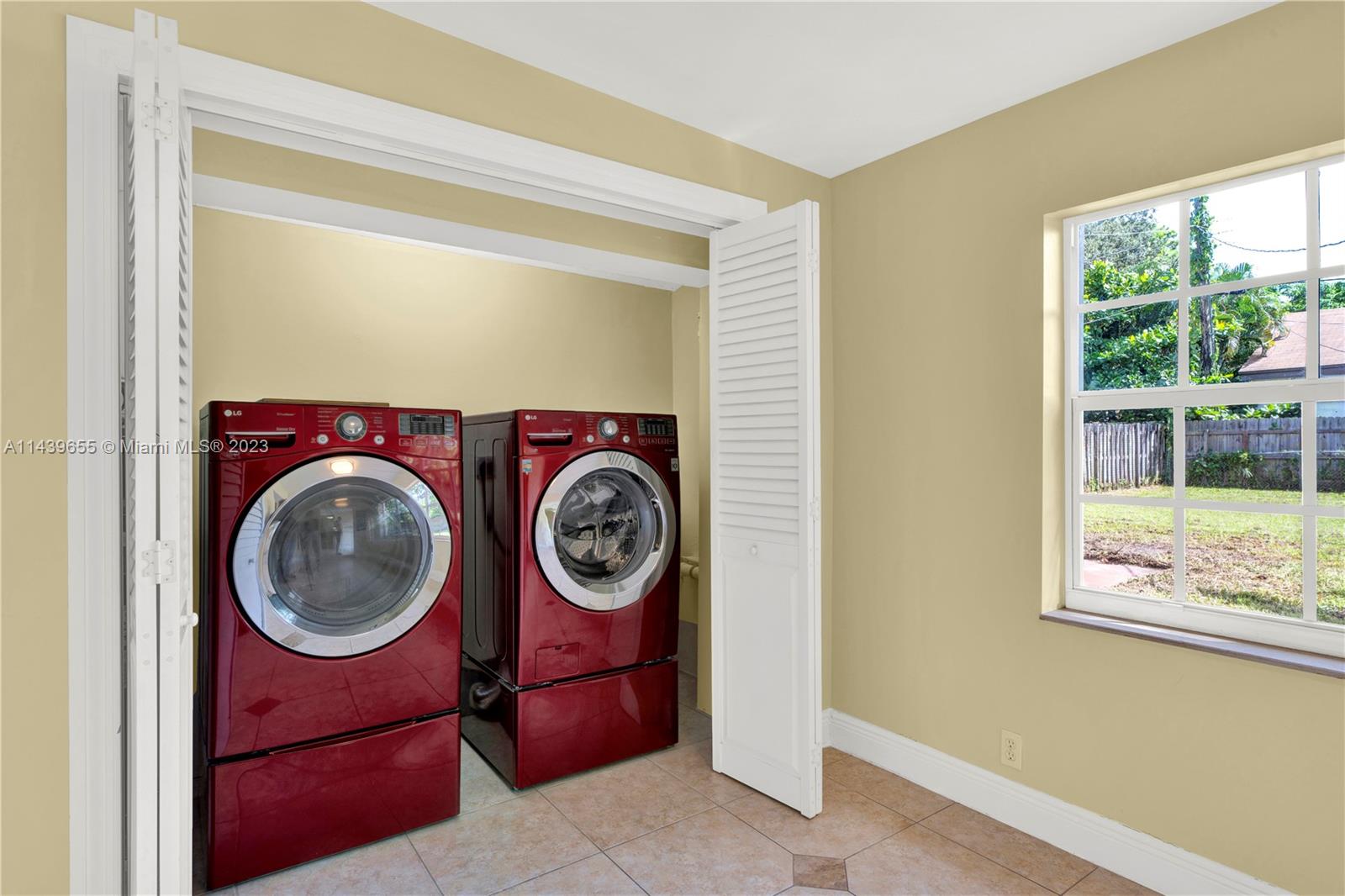 41 Virginia Road West Park, FL 33023 - Photo 14 of 23 Gallery Image 14