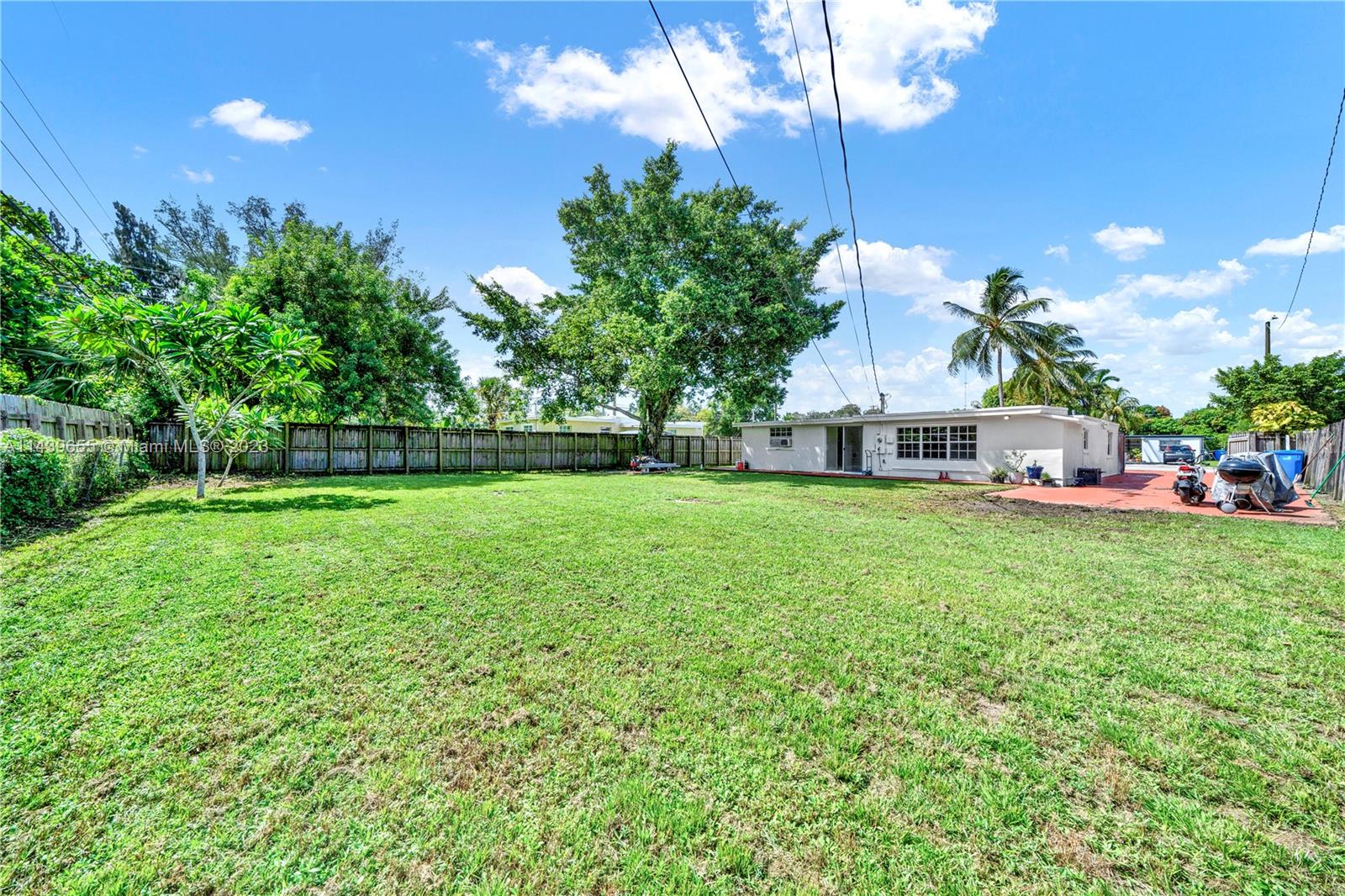 41 Virginia Road West Park, FL 33023 - Photo 19 of 23 Gallery Image 19