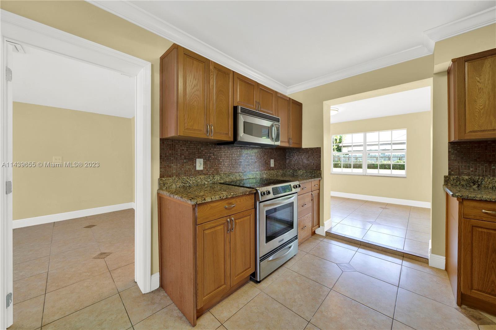 41 Virginia Road West Park, FL 33023 - Photo 7 of 23 Gallery Image 7