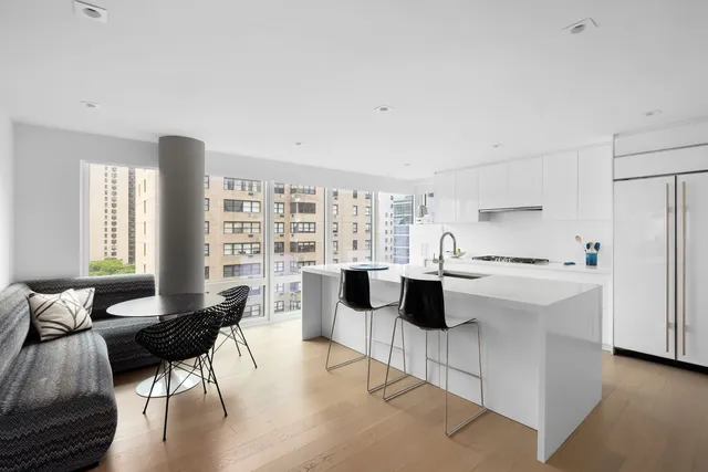 $4,495,000 | 1355 1st Avenue, Unit 11 | Lenox Hill