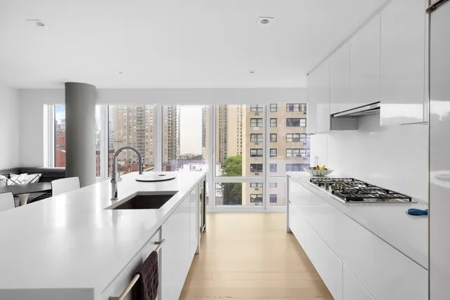 $4,495,000 | 1355 1st Avenue, Unit 11 | Lenox Hill