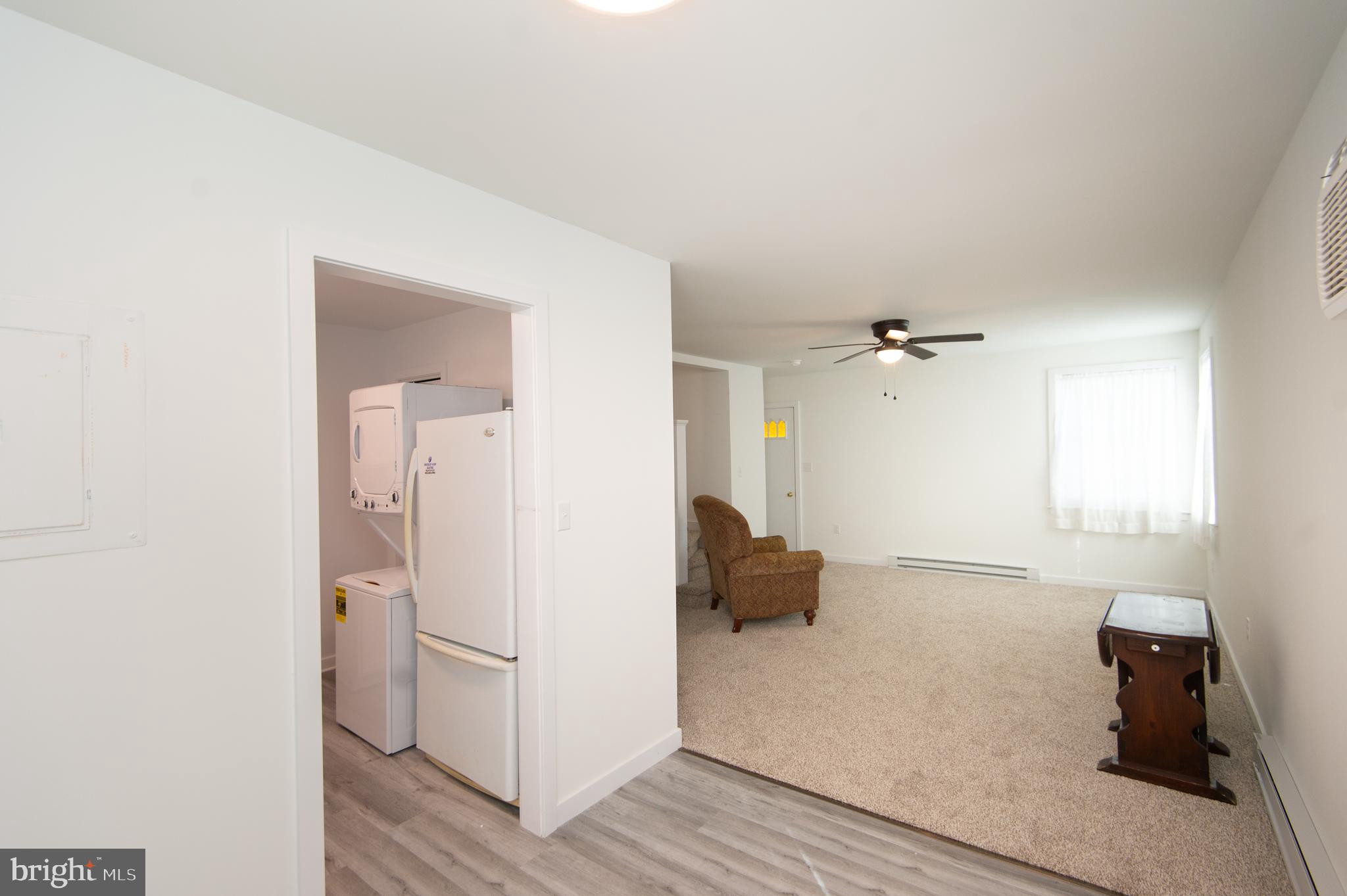 904 Oakley Terrace Cambridge, MD 21613 - Photo 14 of 30 a view of livingroom with furniture