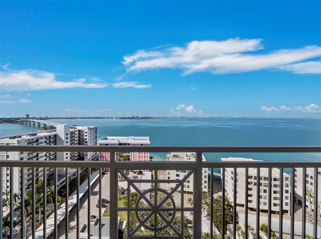 $3,350,000 | 35 Watergate Drive, Unit 1403, Sarasota, FL 34236