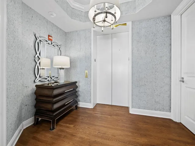 $3,350,000 | 35 Watergate Drive, Unit 1403, Sarasota, FL 34236