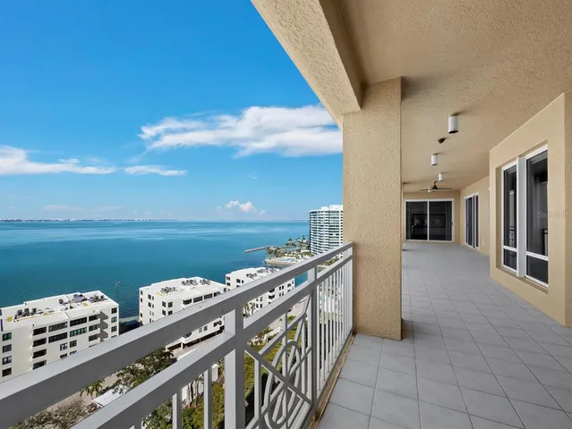 $3,350,000 | 35 Watergate Drive, Unit 1403, Sarasota, FL 34236