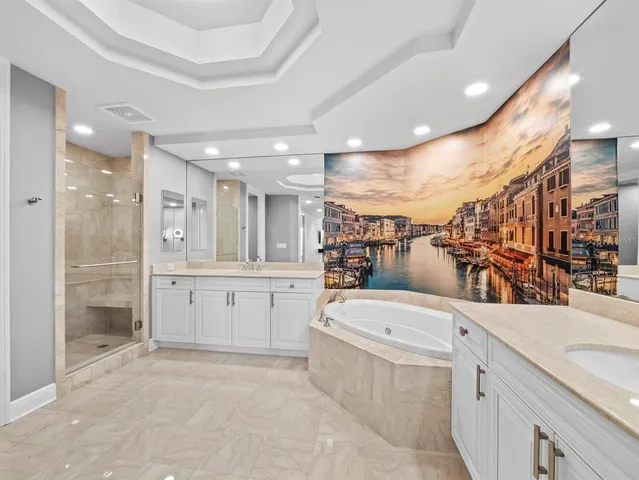 $3,350,000 | 35 Watergate Drive, Unit 1403, Sarasota, FL 34236