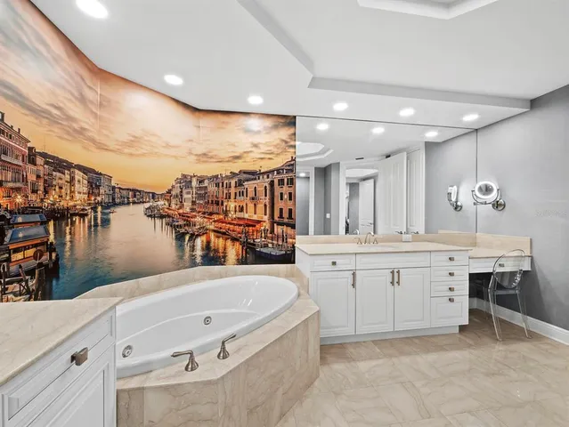 $3,350,000 | 35 Watergate Drive, Unit 1403, Sarasota, FL 34236