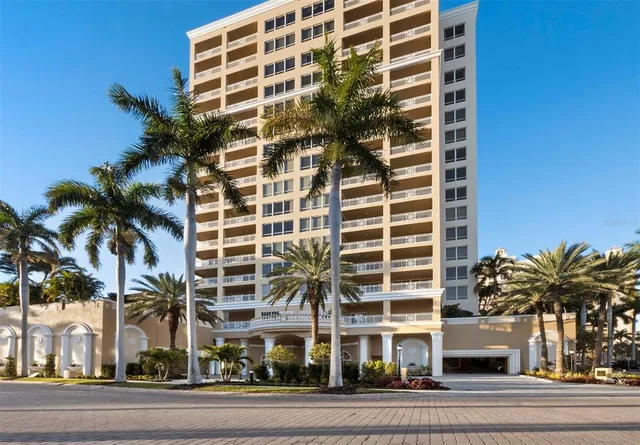 $3,350,000 | 35 Watergate Drive, Unit 1403, Sarasota, FL 34236