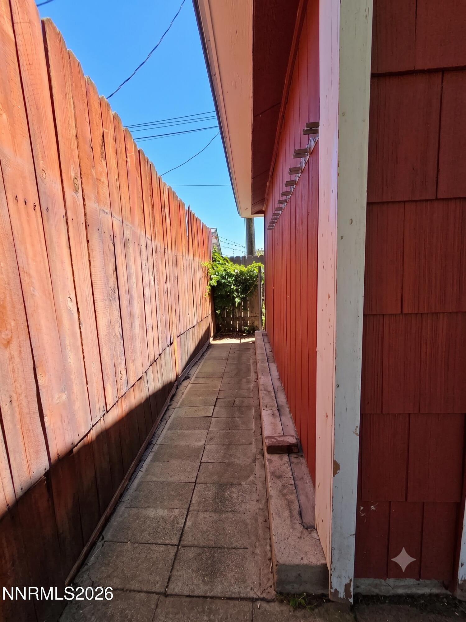 549 Wonder Street Reno, NV 89502 - Photo 4 of 22 Side Yard