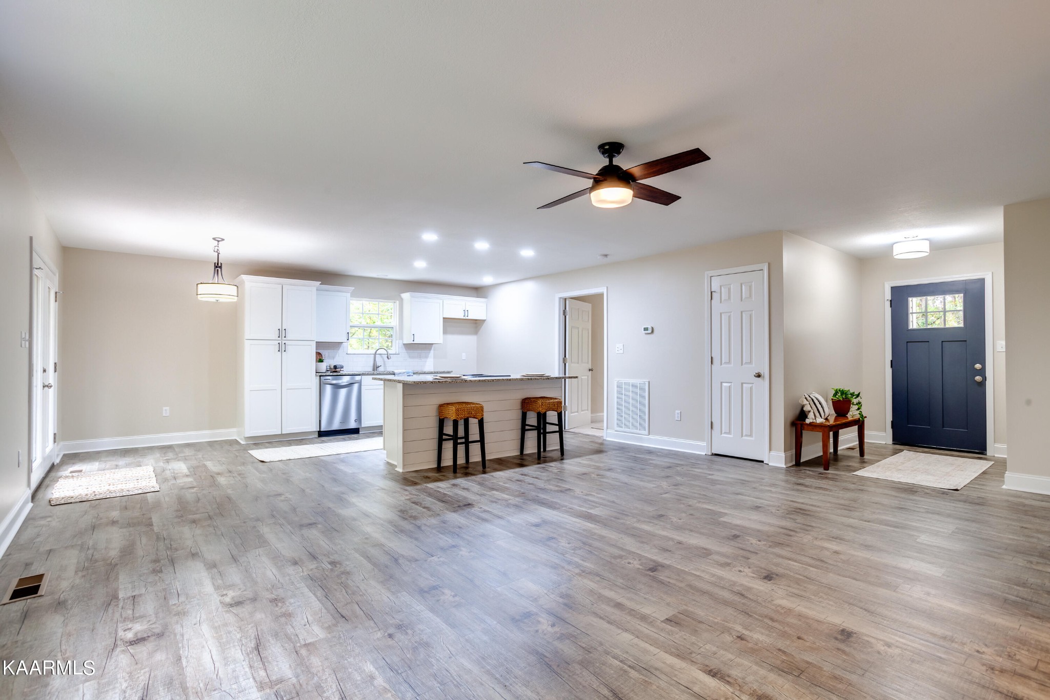 113 Fairview Church Road Heiskell, TN 37754 - Photo 10 of 46 Gallery Image 10