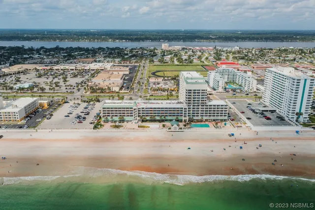 $230,000 | 2700 North Atlantic Avenue, Unit 215, Daytona Beach, FL 32118