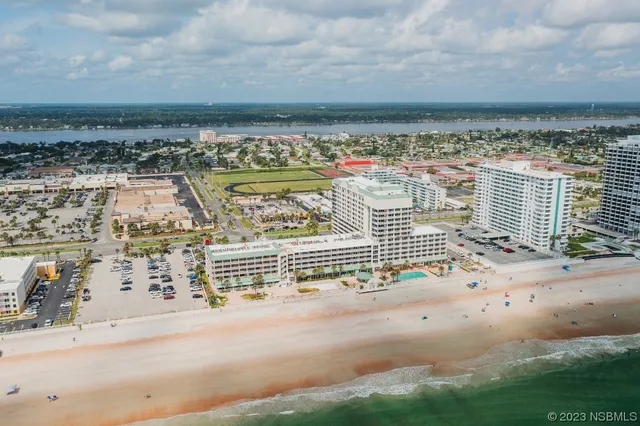 $230,000 | 2700 North Atlantic Avenue, Unit 215, Daytona Beach, FL 32118