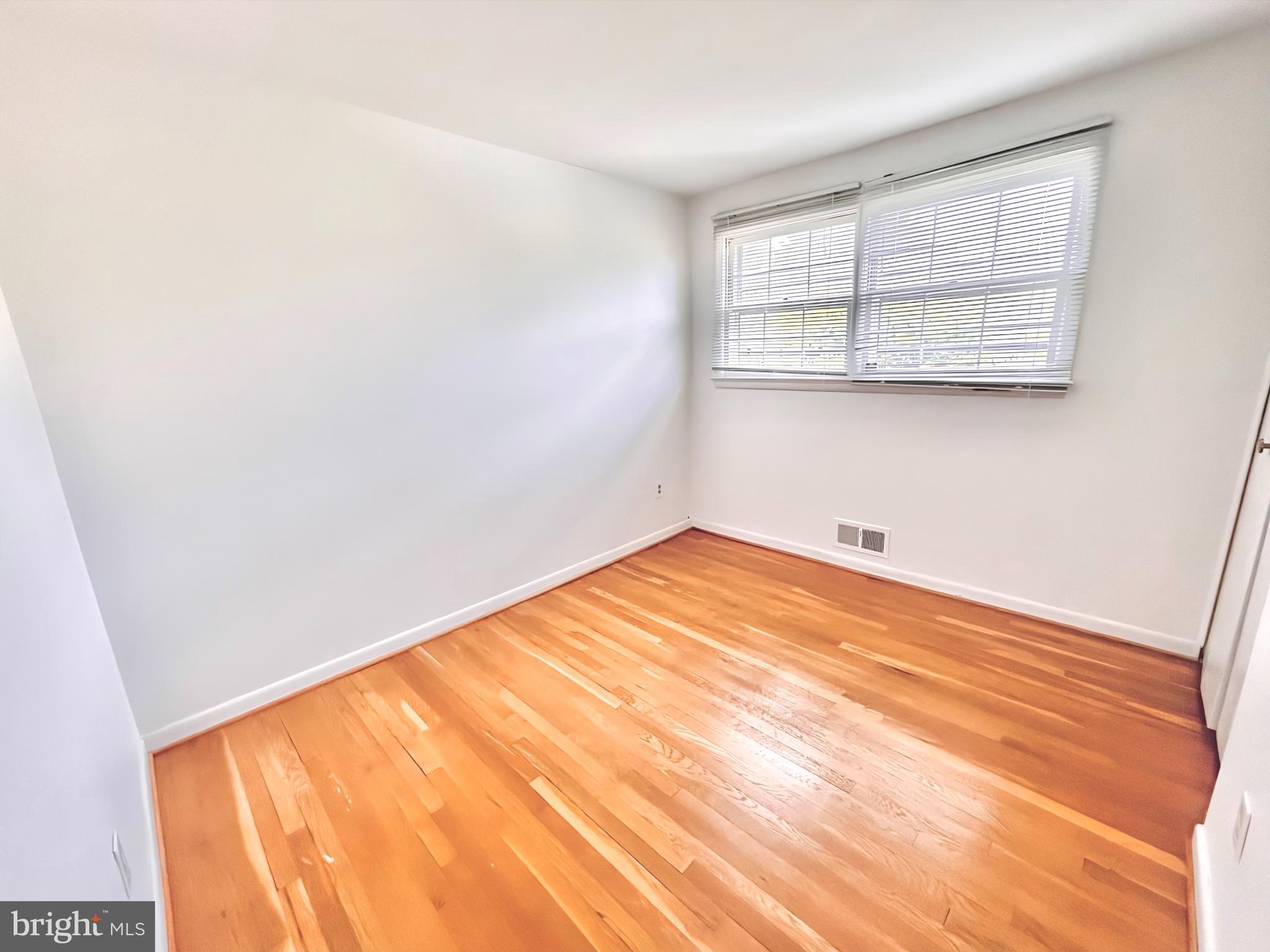 10202 McGovern Drive Silver Spring, MD 20903 - Photo 24 of 37