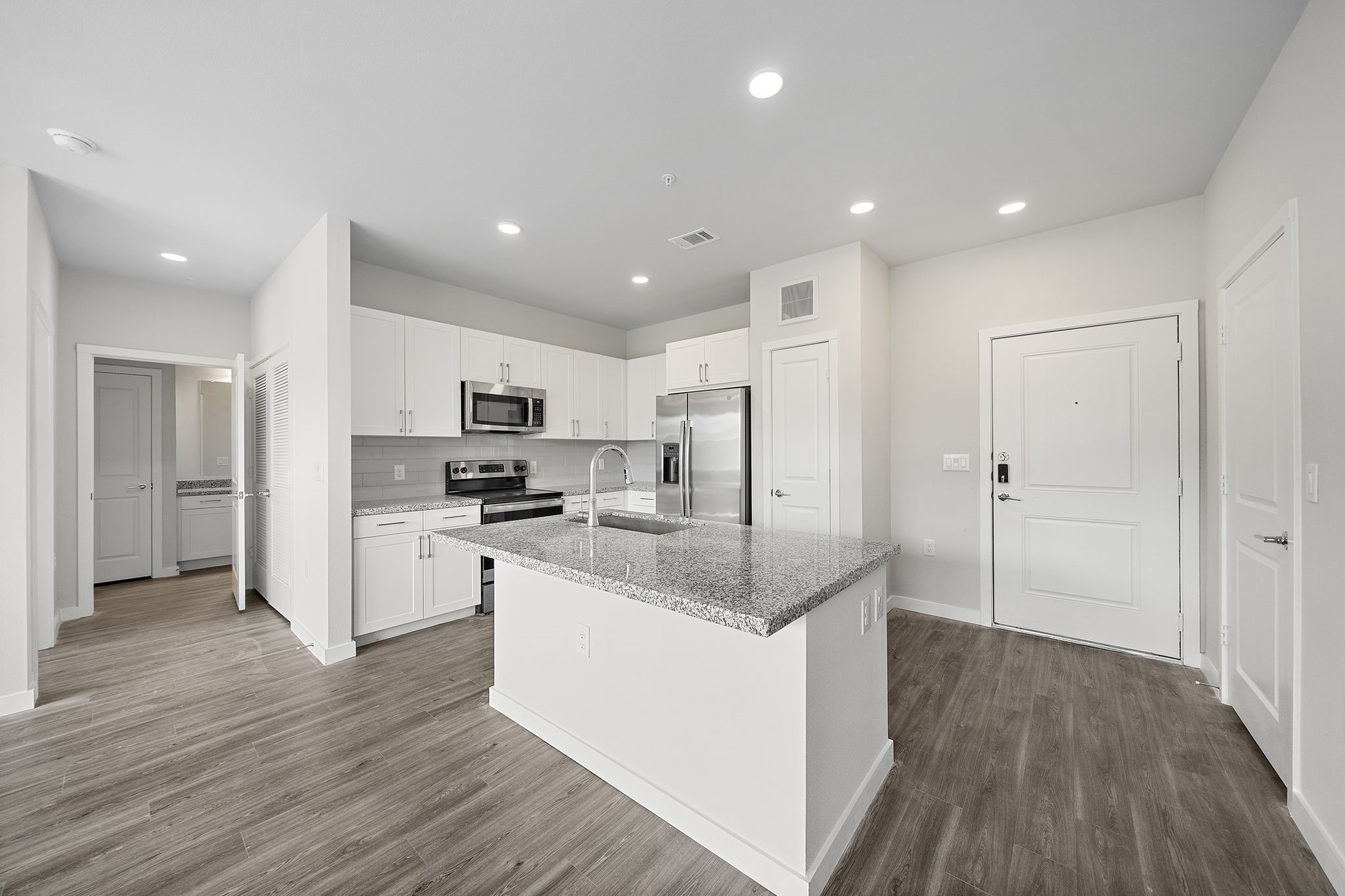 1575 League Line Road, Unit B1 Conroe, TX 77304 - Photo 2 of 9 PHOTOS MAY BE OF A SIMILAR UNIT OR LAYOUT