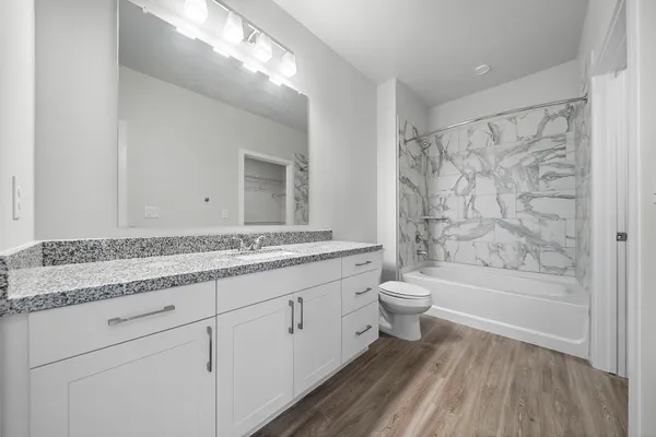 $1,349 | 1575 League Line Road, Unit B1, Conroe, TX 77304