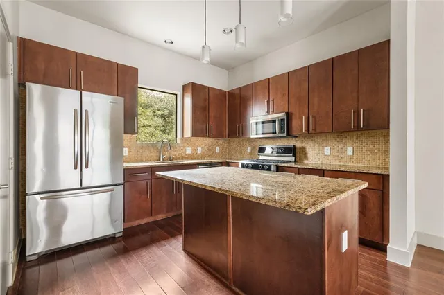 $4,250 | 4111 Newton Avenue, Unit 5, Dallas, TX 75219