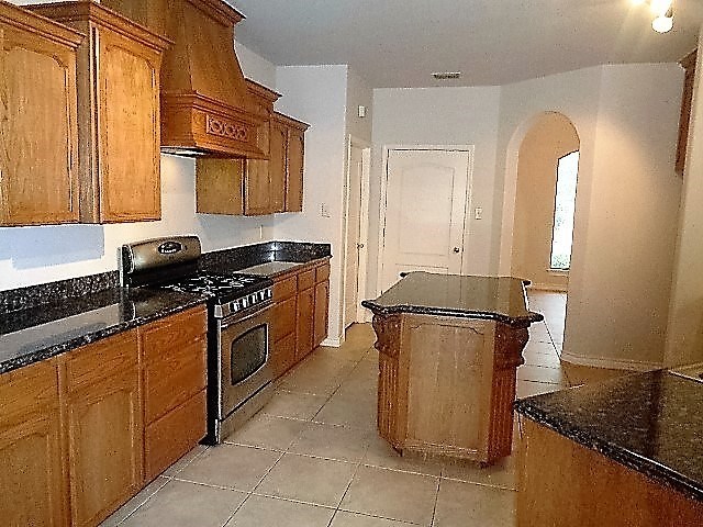 6506 Shark Bay Road Laredo, TX 78041 - Photo 8 of 19 Gallery Image 8