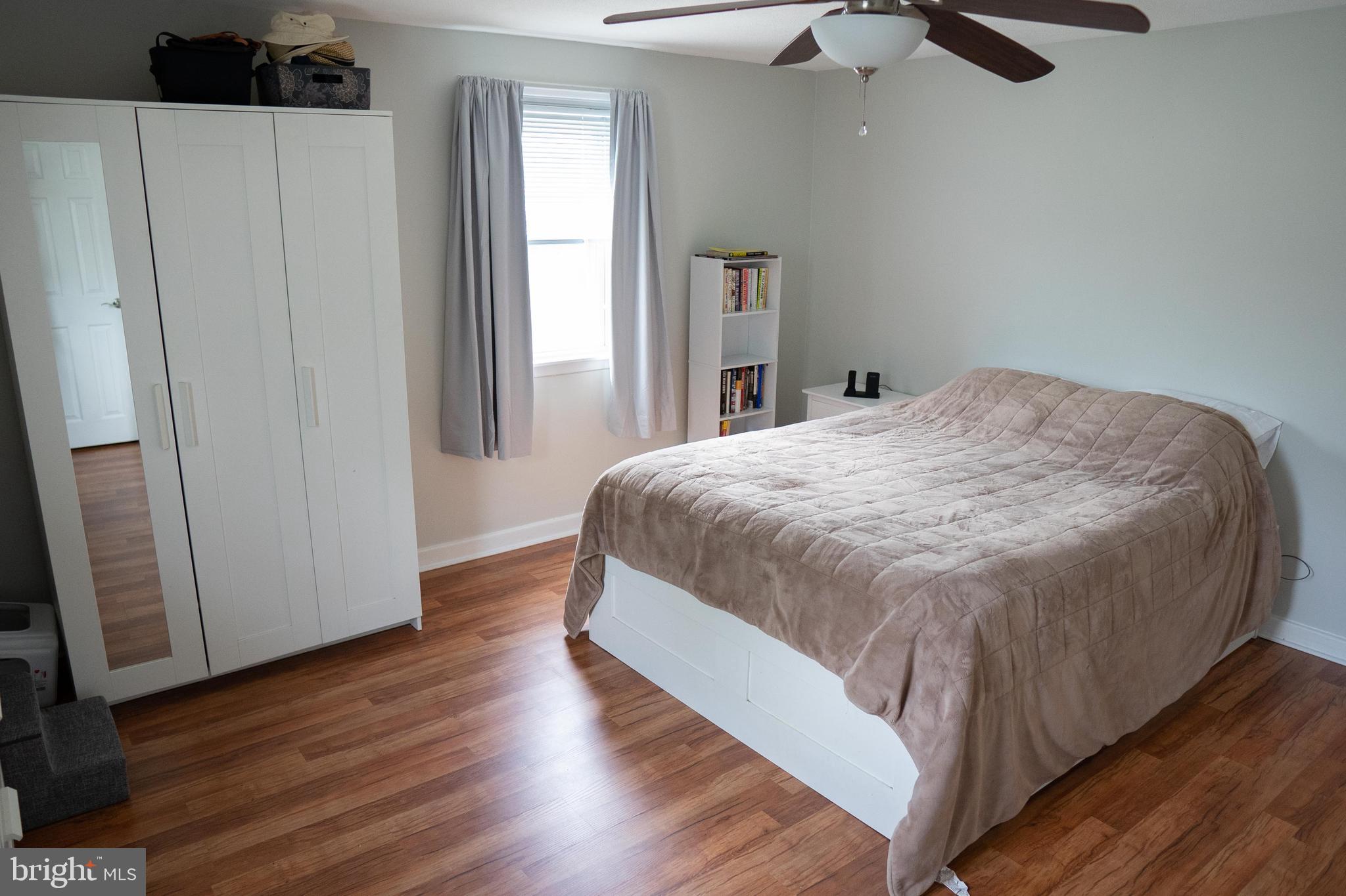 802 Marchman Road Philadelphia, PA 19115 - Photo 12 of 34 Gallery Image 12