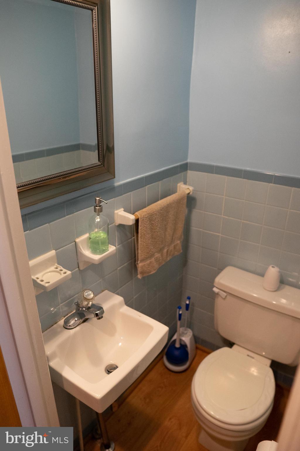 802 Marchman Road Philadelphia, PA 19115 - Photo 14 of 34 Gallery Image 14