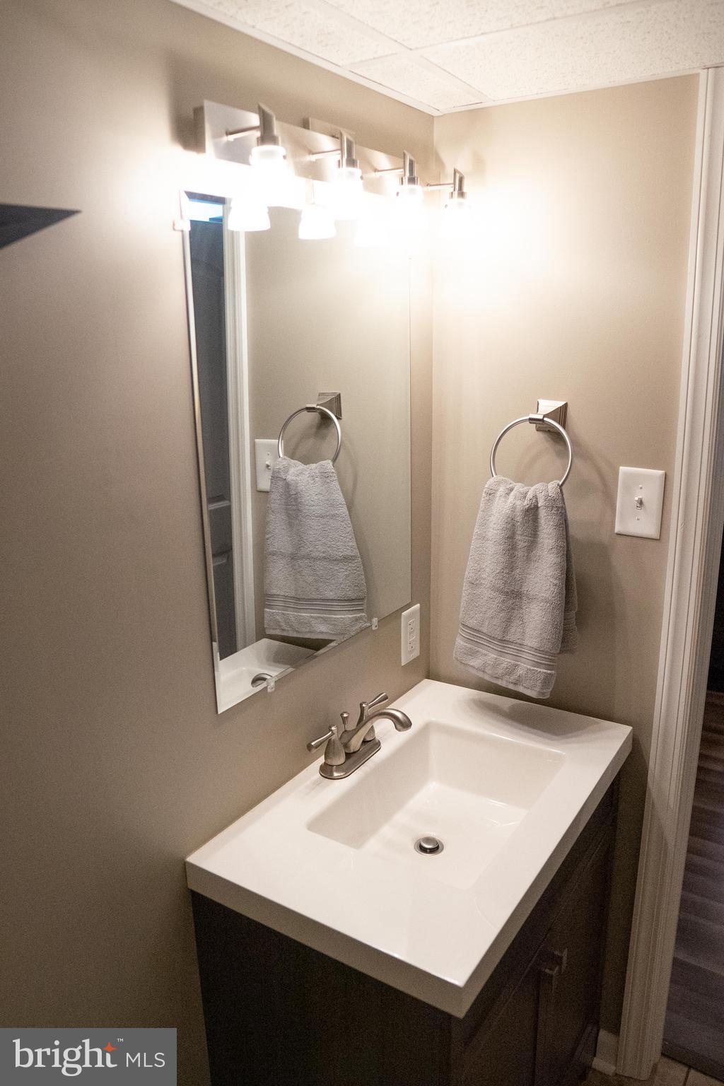 802 Marchman Road Philadelphia, PA 19115 - Photo 23 of 34 Gallery Image 23