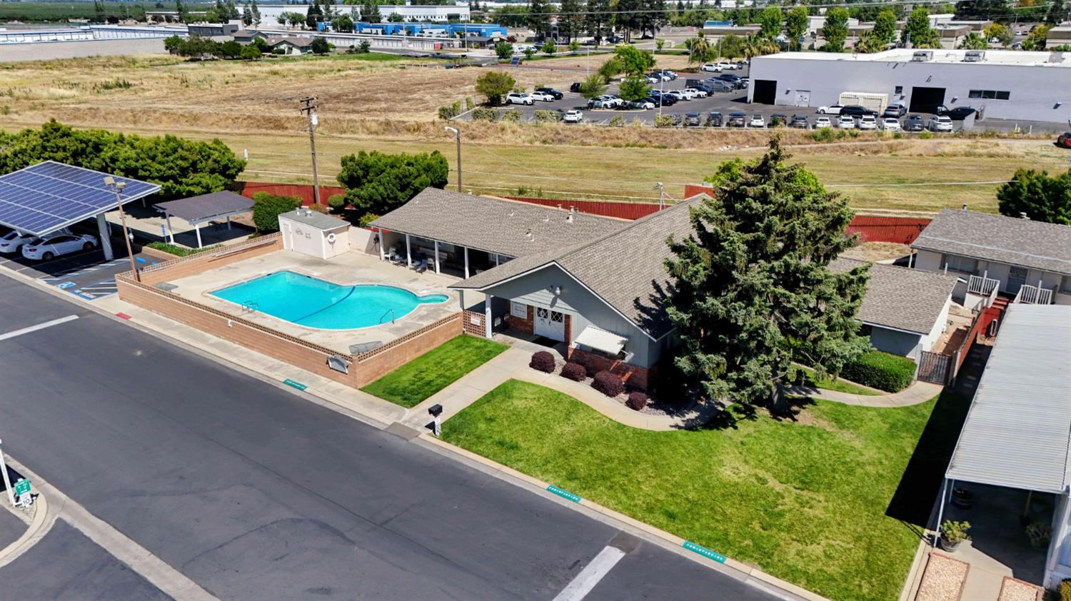 4125 Mchenry Avenue, Unit 18 Modesto, CA 95356 - Photo 17 of 18
