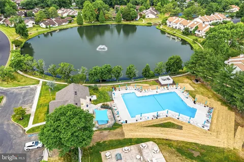 $164,135 | 18 East Daisy Lane, Unit A, Mount Laurel, NJ 08054
