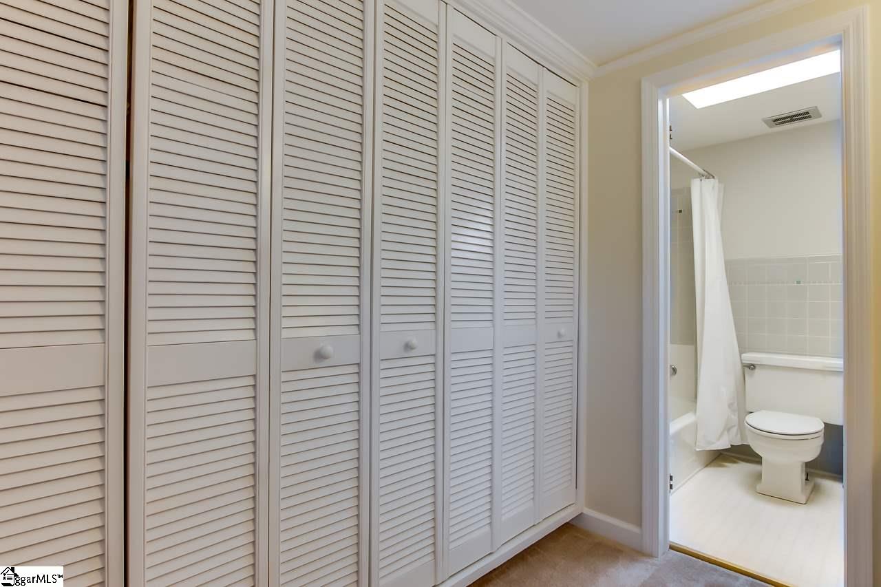 1108 Roe Ford Road Greenville, SC 29617 - Photo 27 of 36 Gallery Image 27