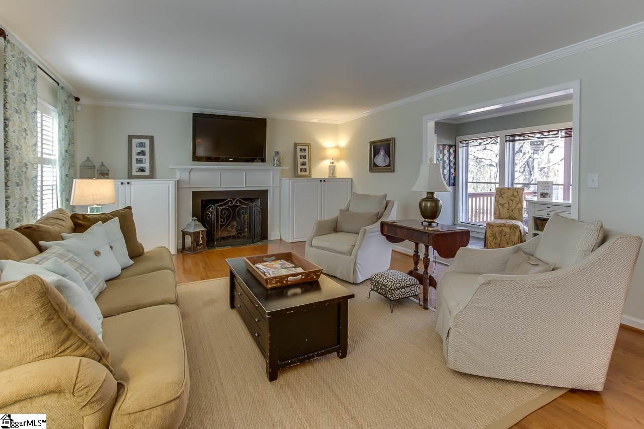 1108 Roe Ford Road Greenville, SC 29617 - Photo 5 of 36 Gallery Image 5