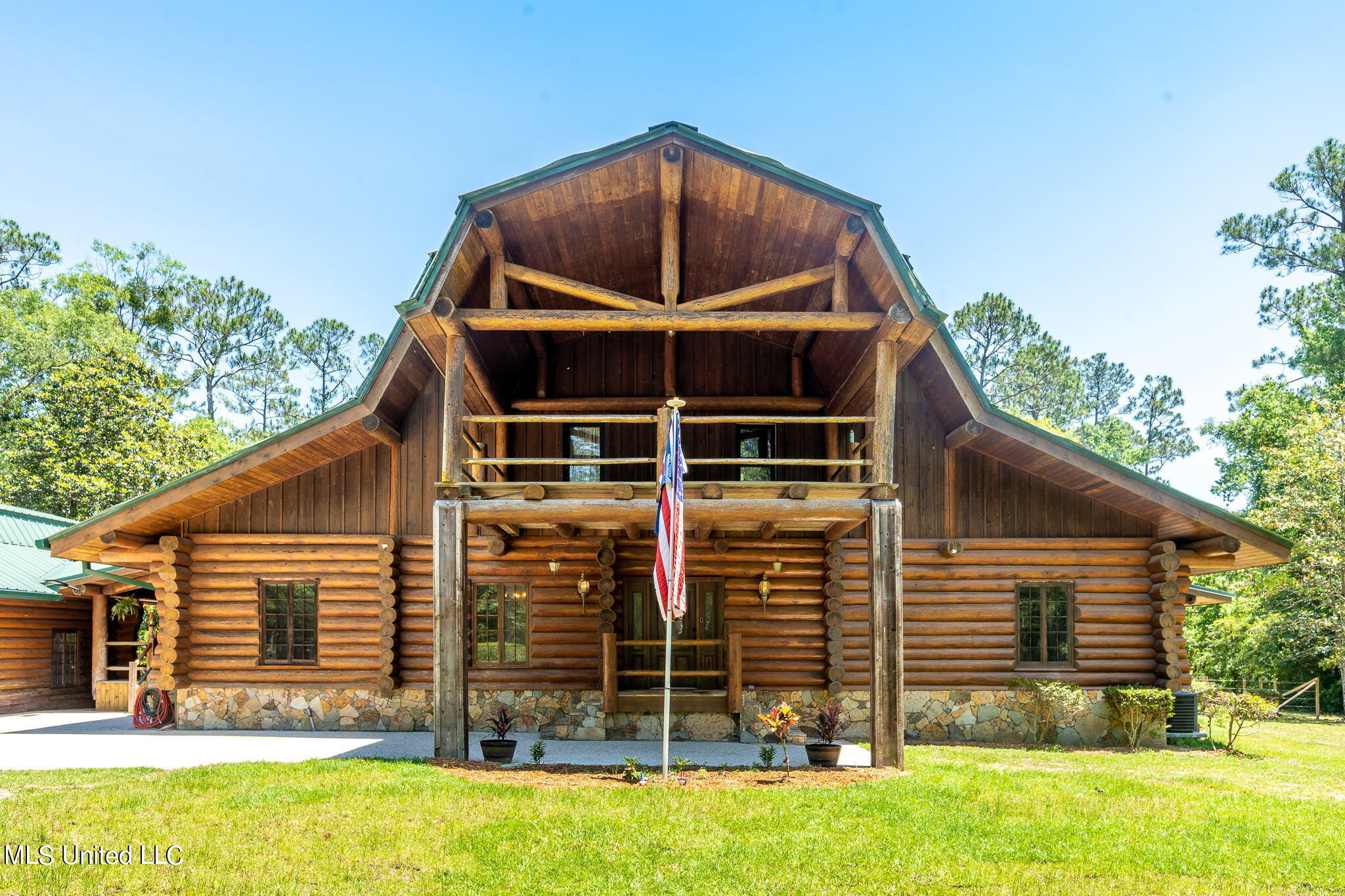 7190 Paradise Road Kiln, MS 39556 - Photo 2 of 52 1 Exterior (2 of 5)