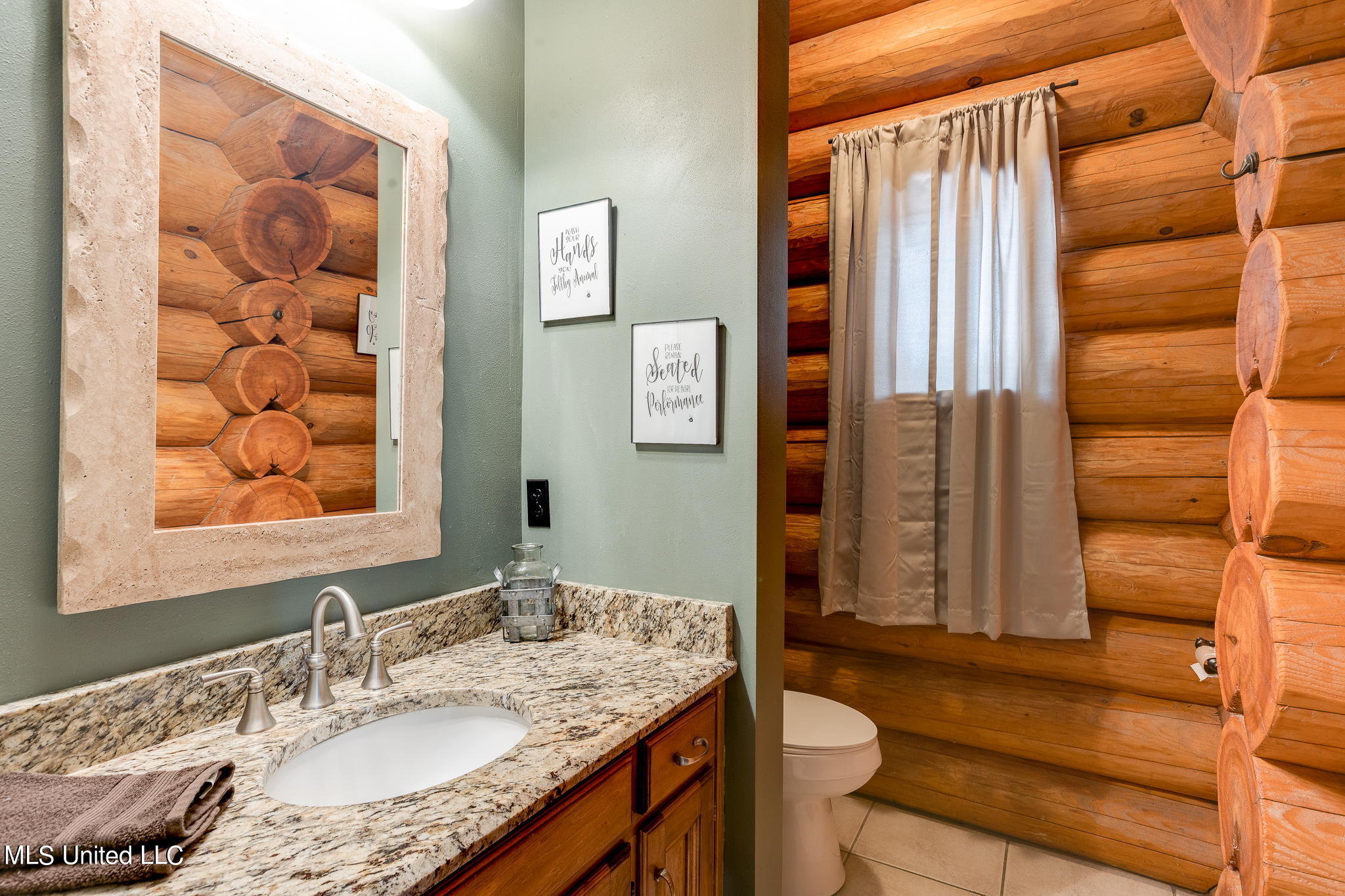 7190 Paradise Road Kiln, MS 39556 - Photo 25 of 52 2 (22 of 30) Bathroom 2 (Half Bathroom)