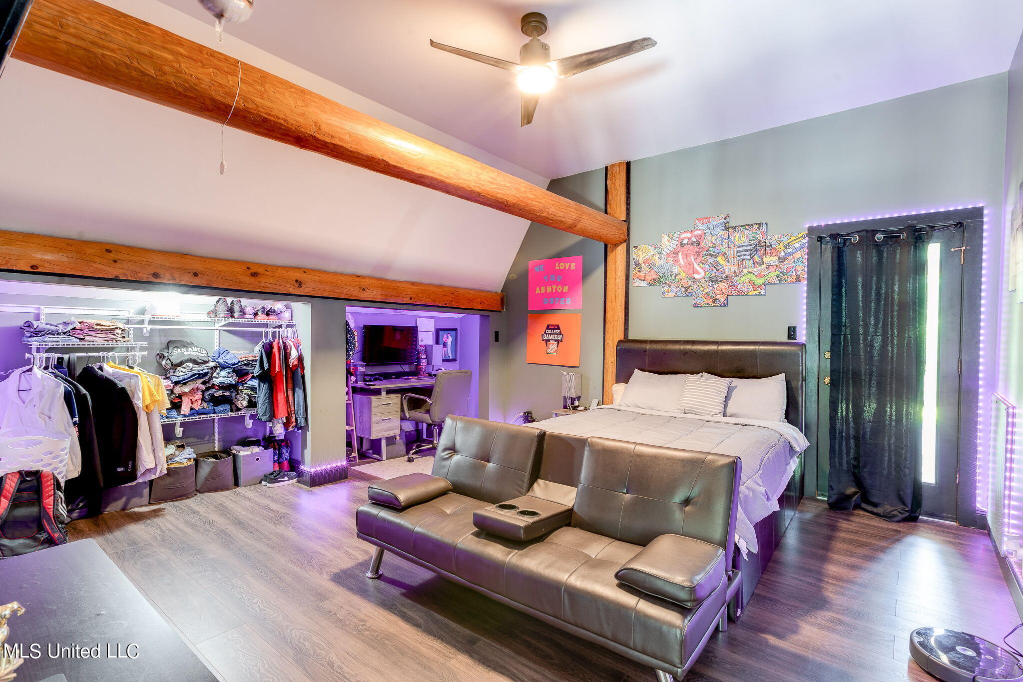 7190 Paradise Road Kiln, MS 39556 - Photo 30 of 52 2 (27 of 30) Bedroom 4