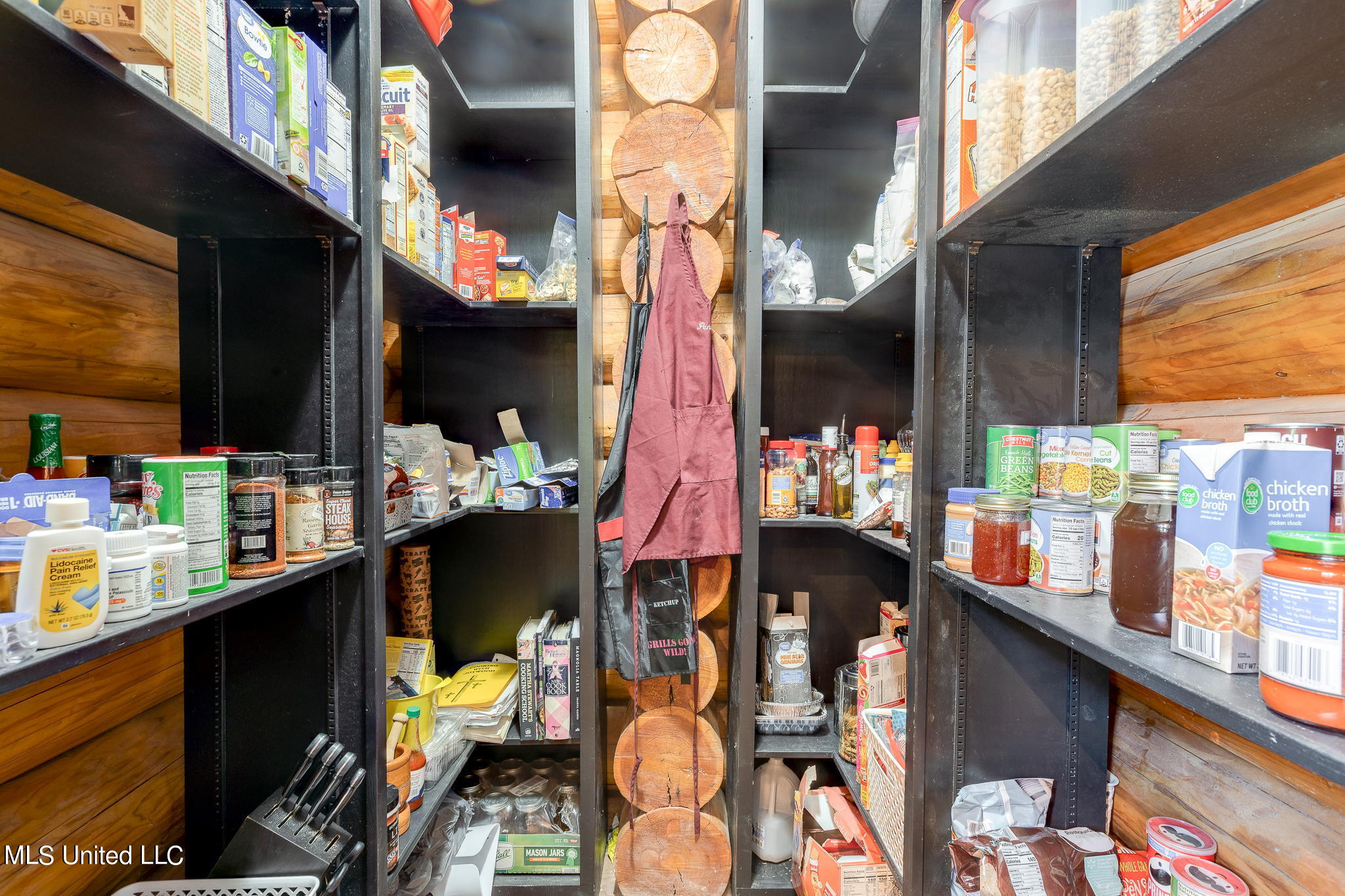 7190 Paradise Road Kiln, MS 39556 - Photo 31 of 52 2 (28 of 30) Kitchen