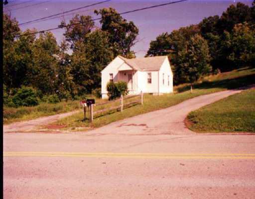 1125 Altman Road Jeannette, PA 15644 - Photo 1 of 1