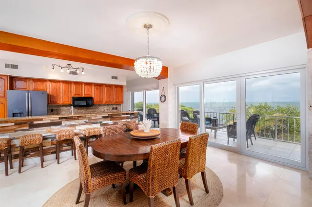 $3,995,000 | 802 Bonito Lane, Key Largo, FL 33037