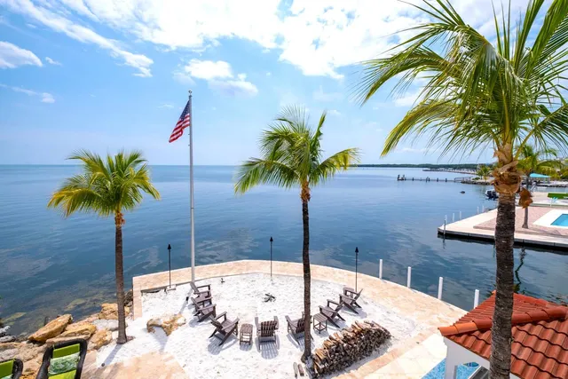$3,995,000 | 802 Bonito Lane, Key Largo, FL 33037