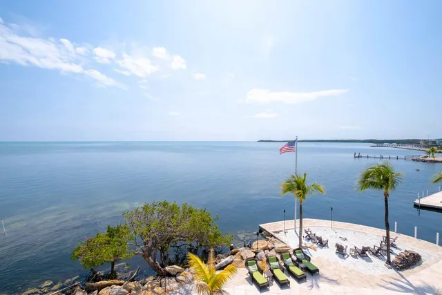 $3,995,000 | 802 Bonito Lane, Key Largo, FL 33037