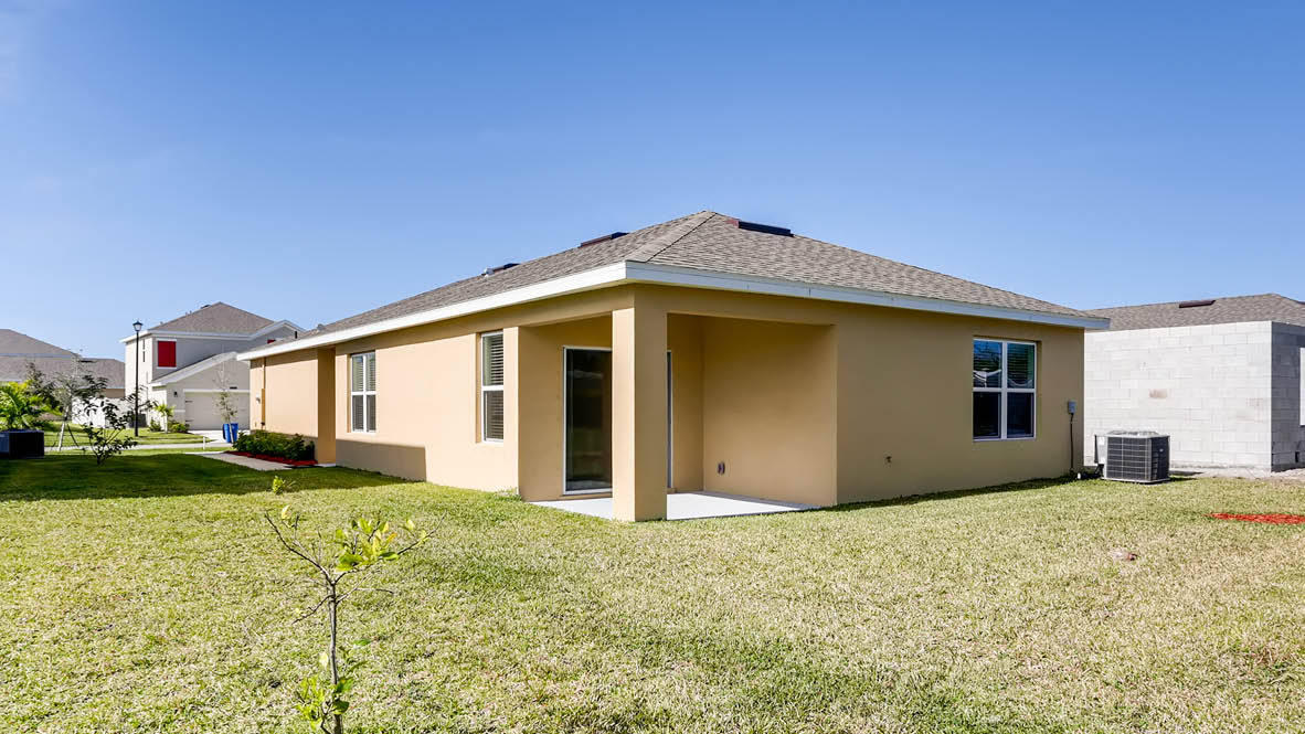 10975 Pacini Way Port St. Lucie, FL 34987 - Photo 13 of 20 Hollandale_SPEC10