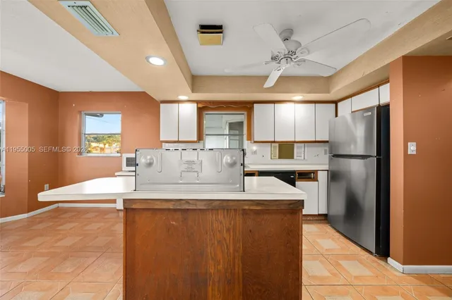 $299,000 | 4200 Lakeview Drive, Sebring, FL 33870