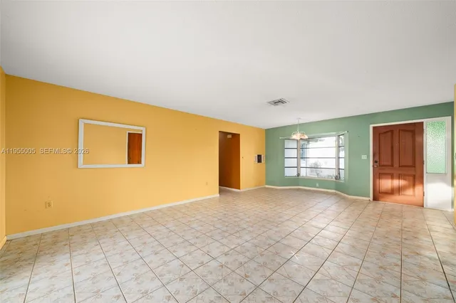 $299,000 | 4200 Lakeview Drive, Sebring, FL 33870