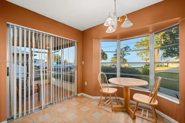 $299,000 | 4200 Lakeview Drive, Sebring, FL 33870