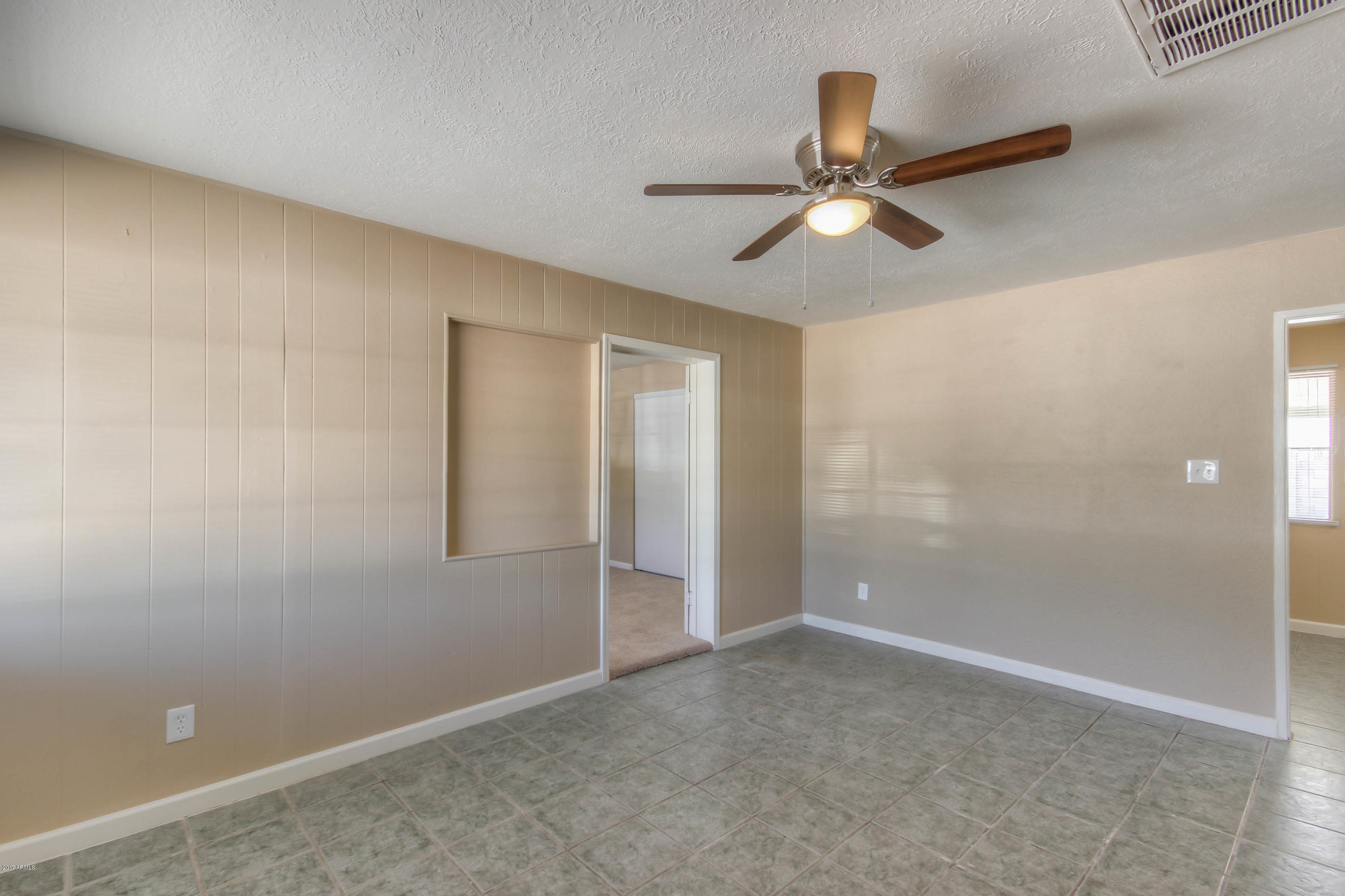 3721 West Osborn Road Phoenix, AZ 85019 - Photo 6 of 14 Living Room (1)-FULL