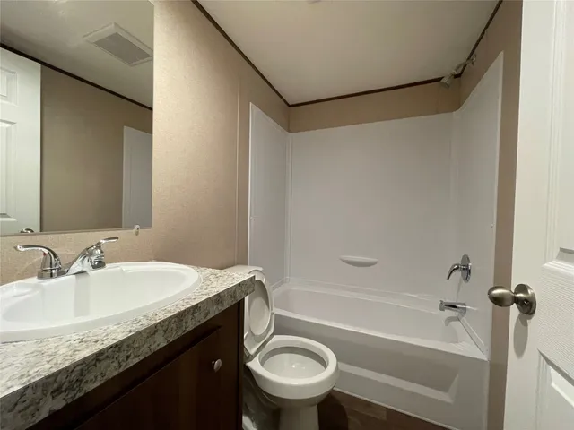 $1,300 | 20470 Vick Drive, Unit 20448, New Caney, TX 77357